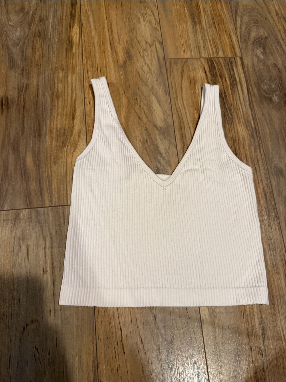 Ribbed V-Neck Cropped Camisole in White
